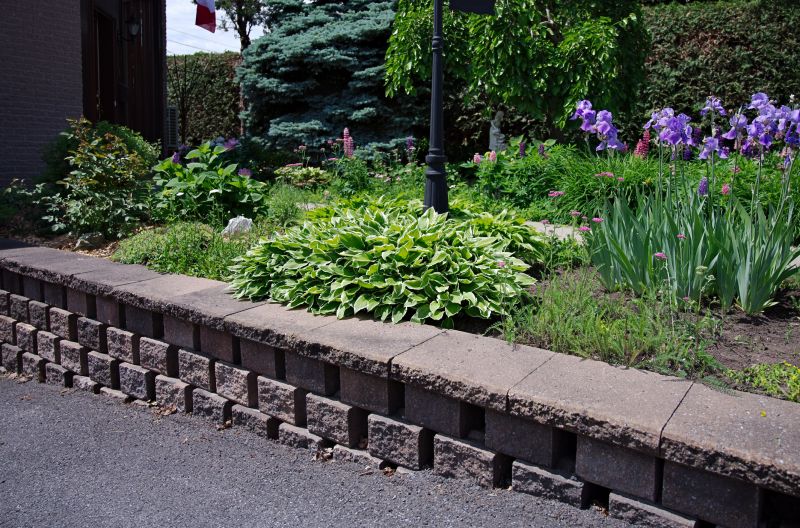 Masonry Retaining Wall
